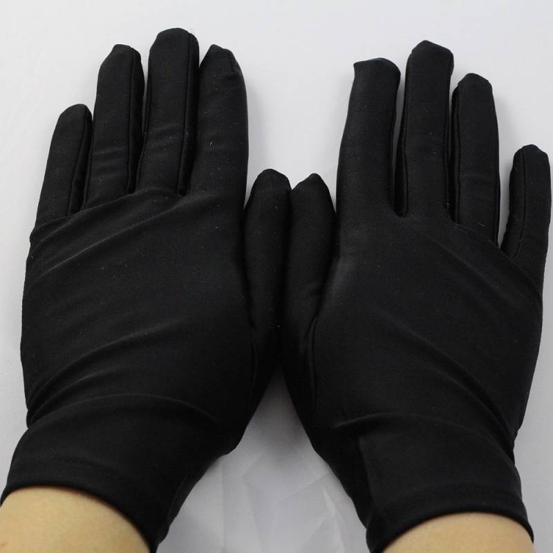 Sous-gants en soie noirs