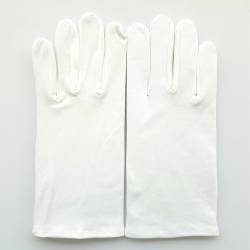 Gant Blanc en Coton pour toute les mains, pour une tenue parfaite.